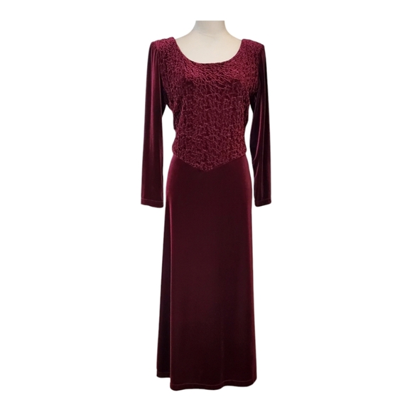 COLDWATER CREEK SZ 14P VELVET RED WINE SMOCKED DRESS  STRETCH BURGUNDY HOLIDAY - Picture 1 of 6